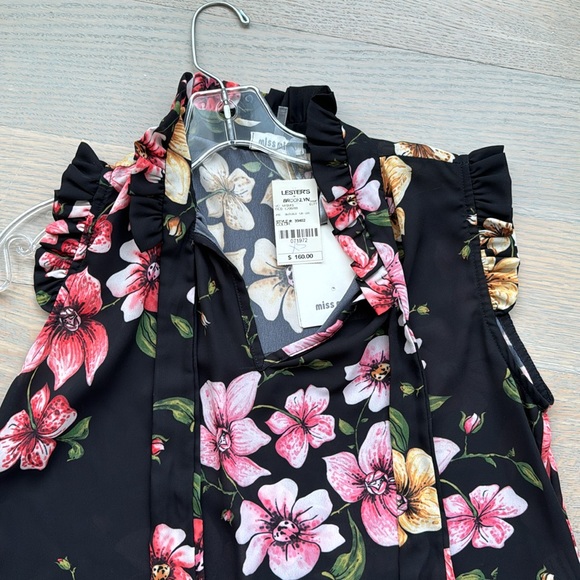 Miss Miss Top - Picture 2 of 4